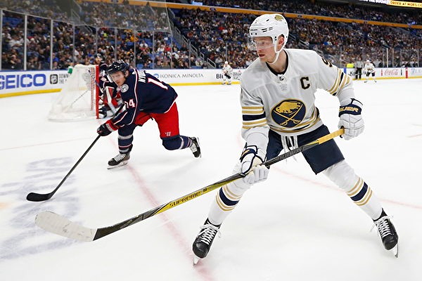 21点高阶：深度解析“分牌”带来的盈利机会。（21点进阶：深度剖析分牌策略的盈利潜能）