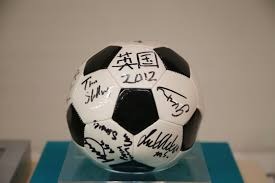 津门虎主帅于根伟积极引援奥乌苏，助力球队提升，期待其归化入籍，展现强大进攻实力，助球队稳定发展。