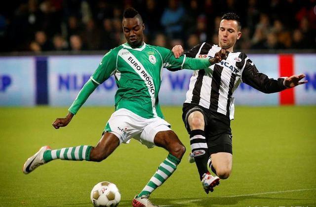 在世界网坛 在世界网坛