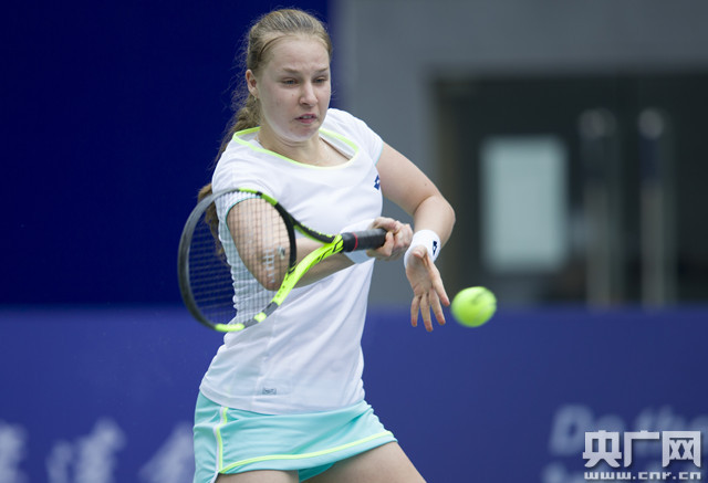 绩战胜日本 绩战胜日本