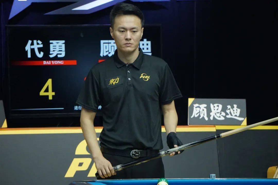 逐渐从一名 逐渐从一名